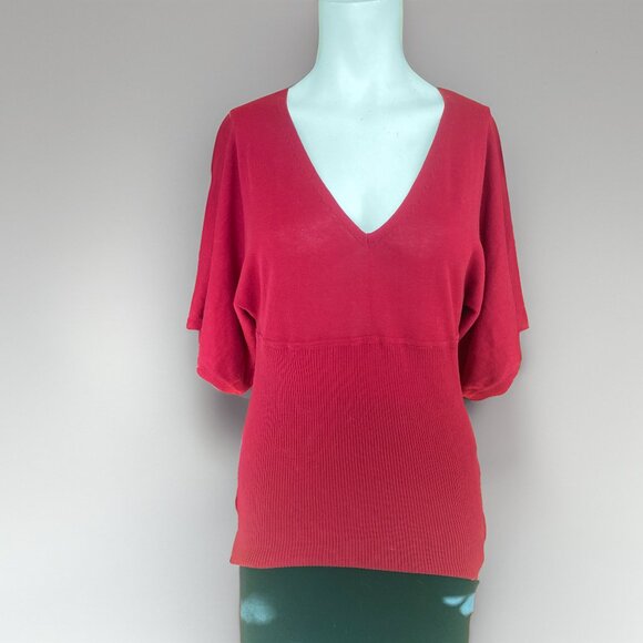 LOFT Sweaters - LOFT Short Sleeve Red V Neck Sweater Fitted Ribbed from the Chest Down SIZE Med